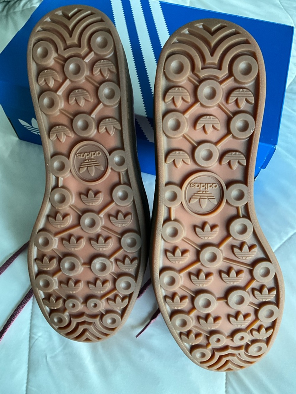 Brand New Never Worn ADIDAS Gazelle Pink Suede Women's Sneakers - Picture 3 of 5